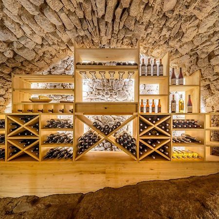 Gite Des Caves Secretes Tiffauges Exterior photo